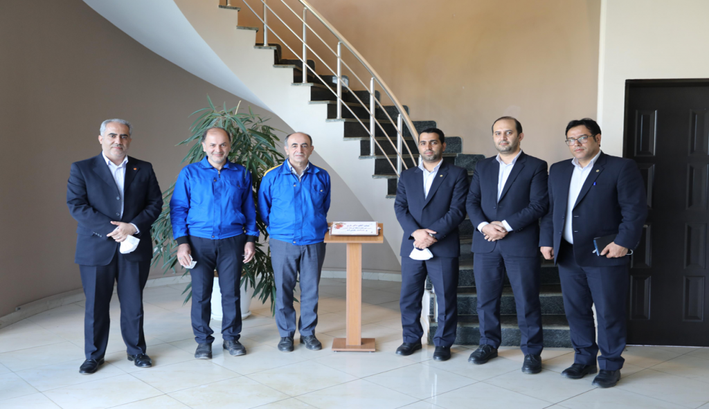“Ansar” bank supervisor visits Negar Hak company